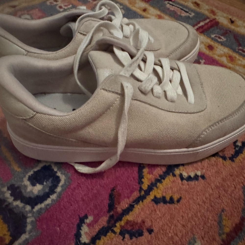 Kids Beige Sneakers- EUC